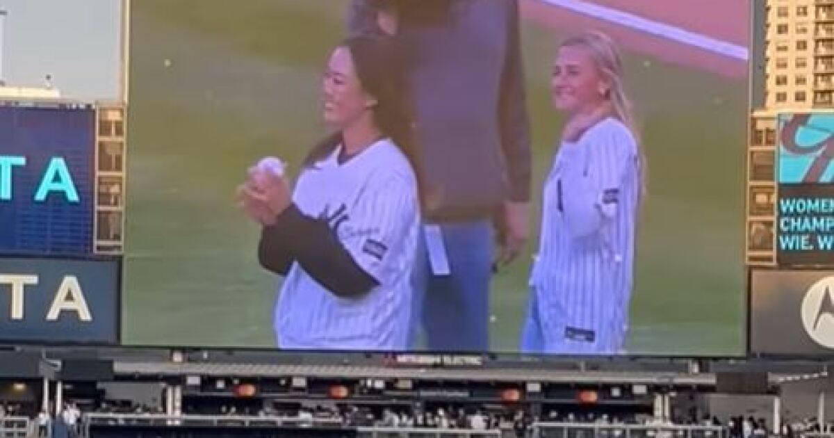 Estero golfer has decisions to make while traveling the world